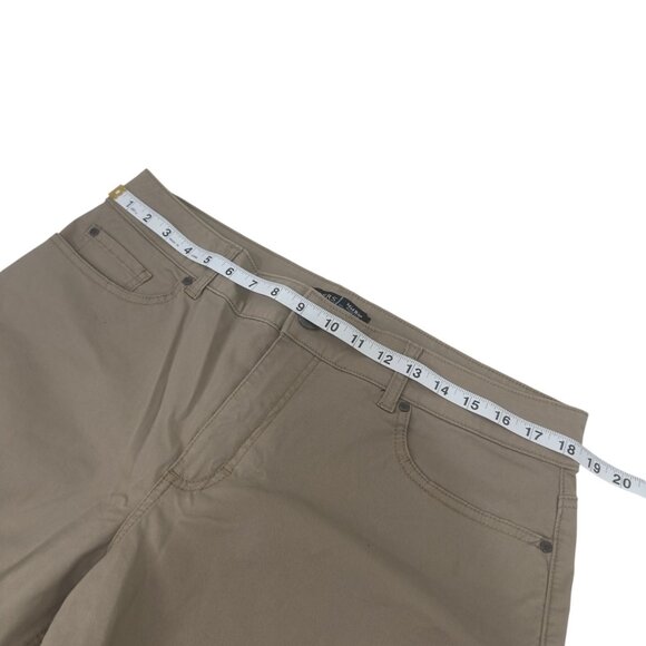 Riders By Lee Women Mid Rise Boot Cut Pants Size 16M Stretch Business Classic - Picture 5 of 13